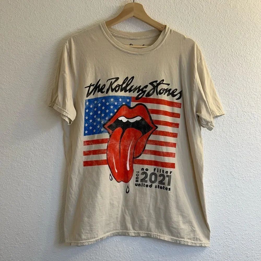 Rolling Stone flag tee